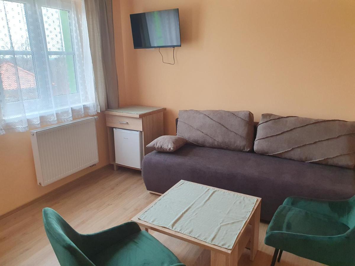Pension Zelený strom Mikulov Exterior foto