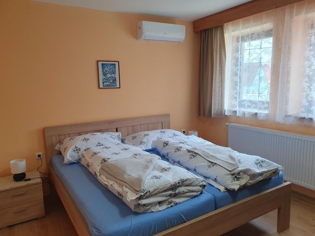 Pension Zelený strom Mikulov Exterior foto